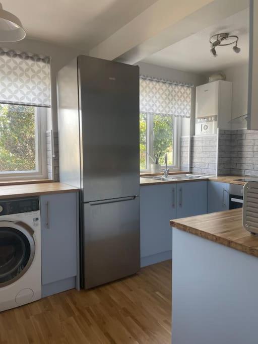 Stylish & Spacious 2 Storey, 3 Bed Apartment
